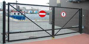 Ворота распашные для 2D и 3D ограждений в Балаково
